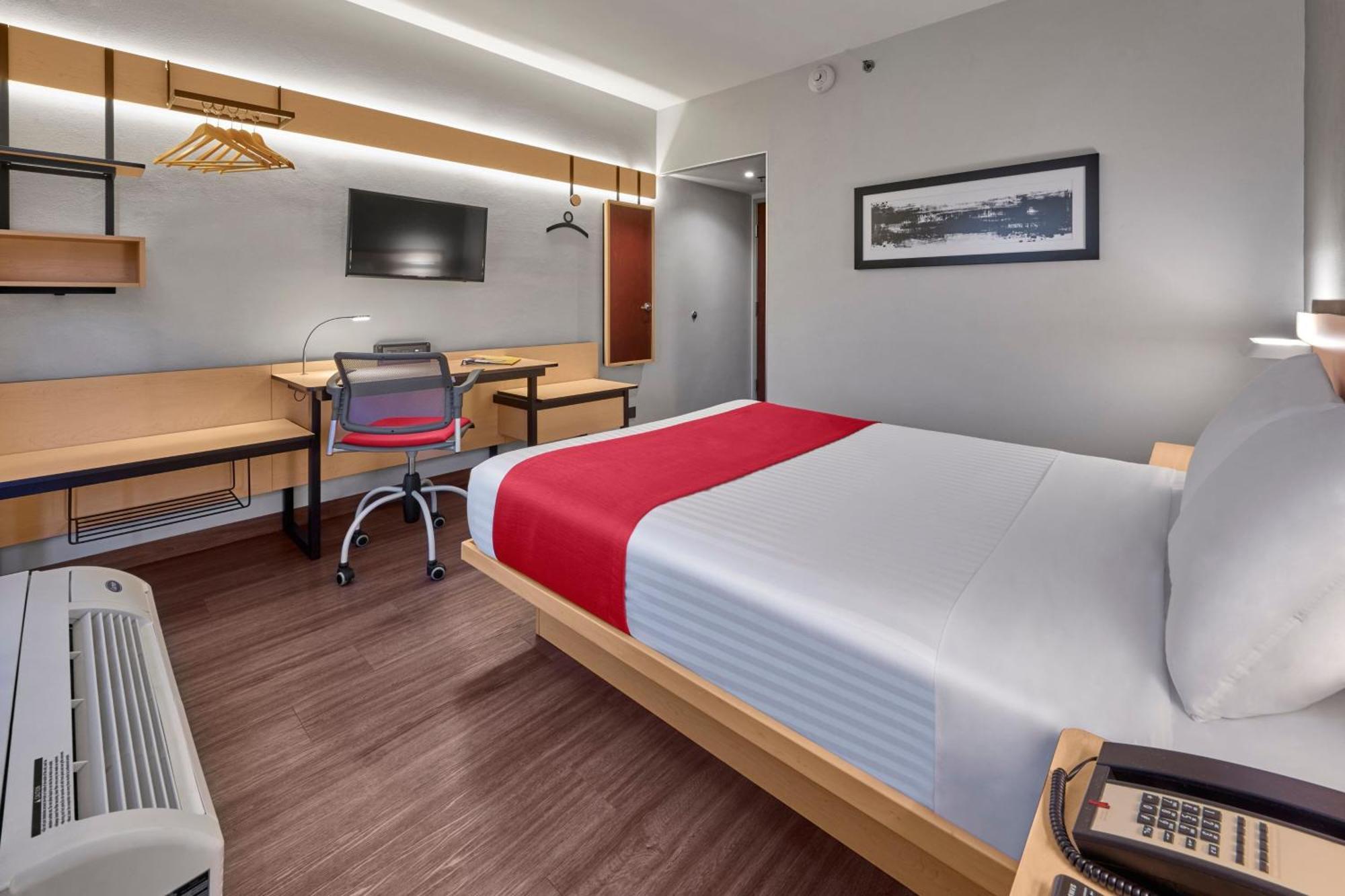 City Express By Marriott Chihuahua Esterno foto